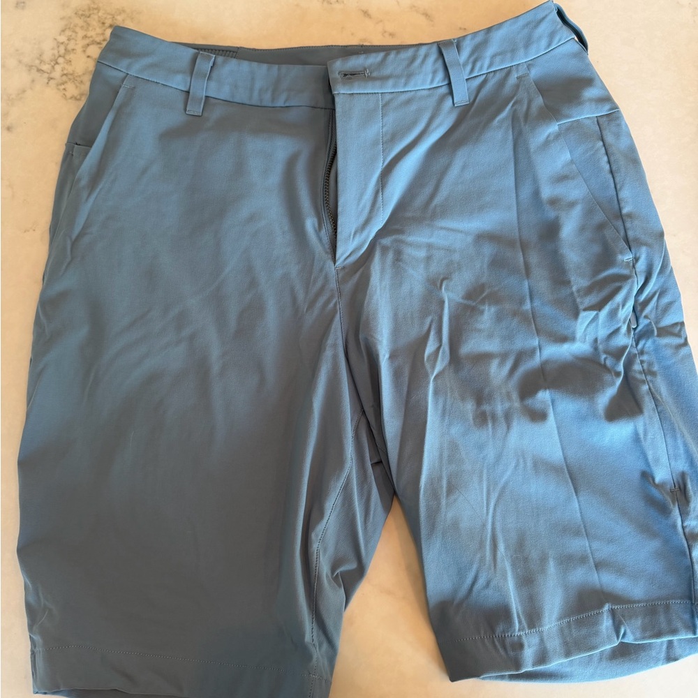 lululemon athletica Men's Shorts in Slate Blue